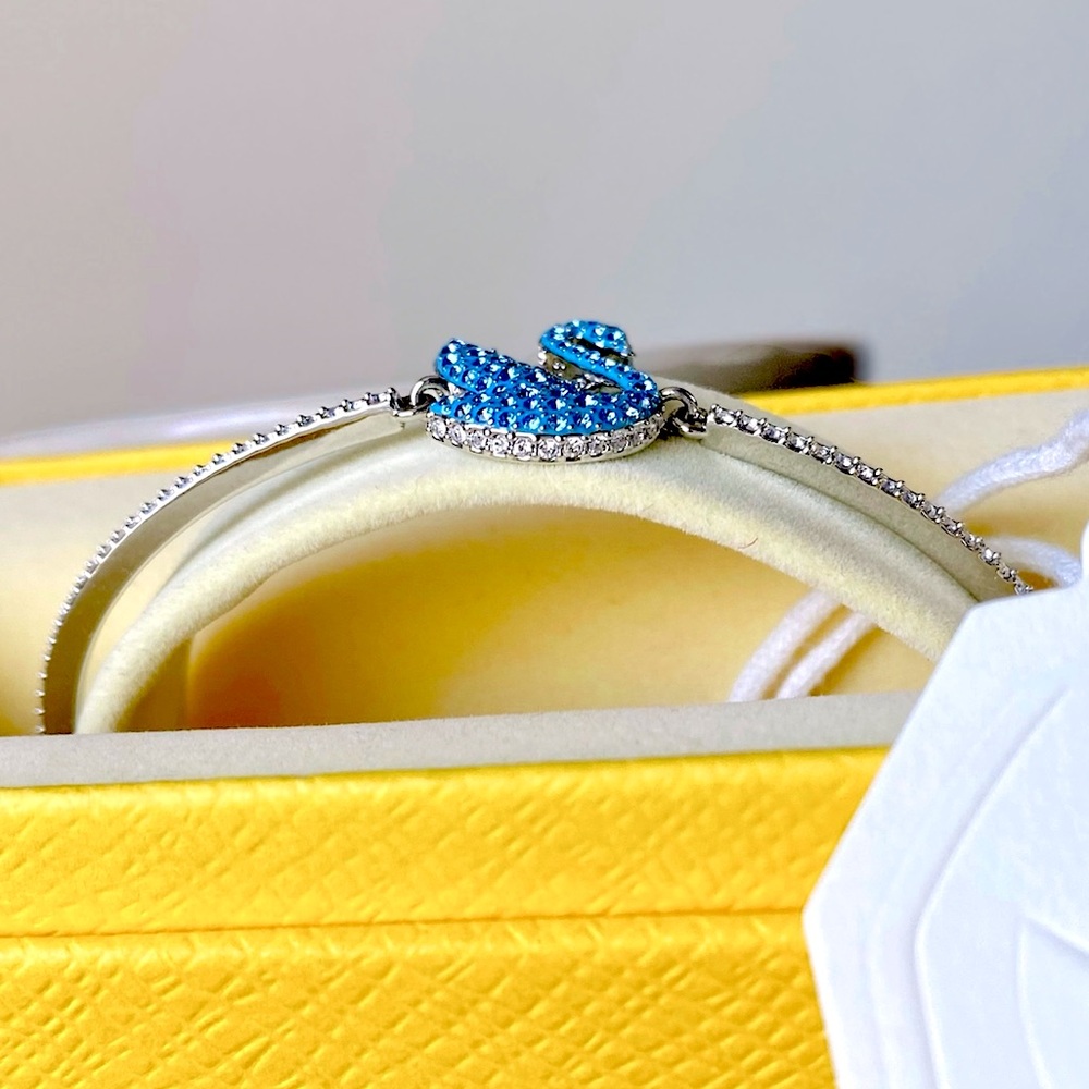 Swarovski Blue Swan Bolo Bangle Bracelet - Picture 3 of 11